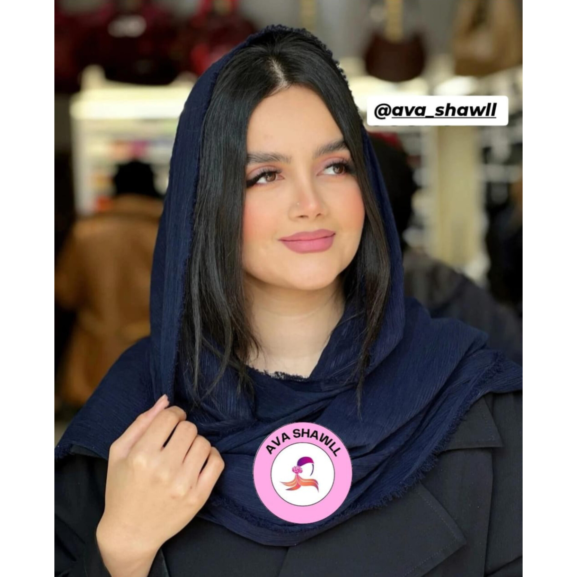 خرید اینترنتی شال دورریش نخی پلیسه