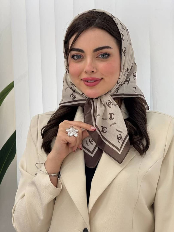 خرید مینی اسکارف نخی دخترانه چنل طرح دار بهاره