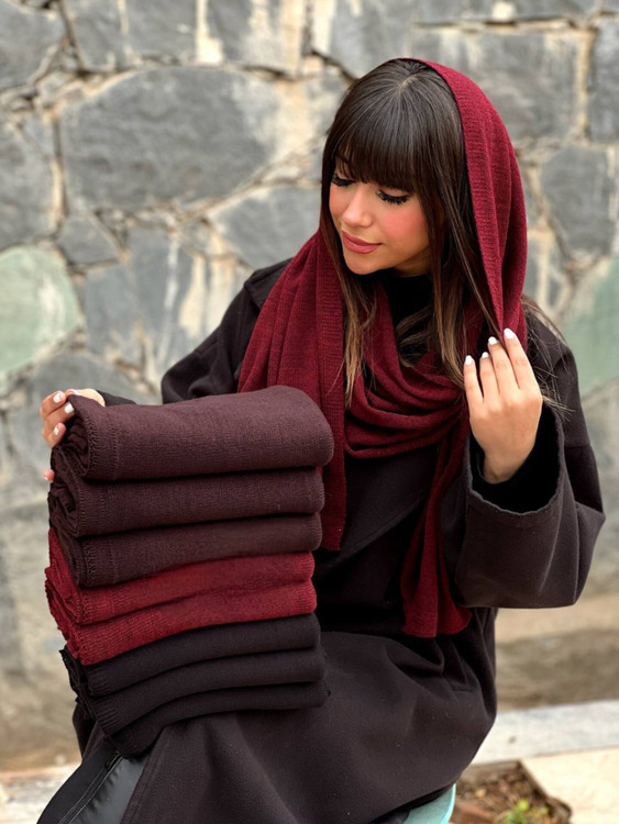 خرید شال بافت زرشکی ساده تک رنگ