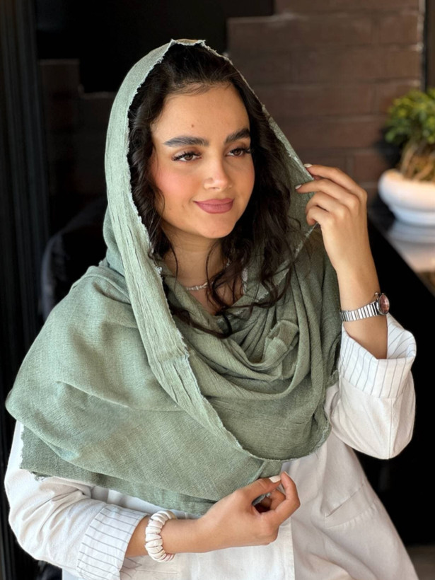 خرید شال پاییزه دورریش تک رنگ
